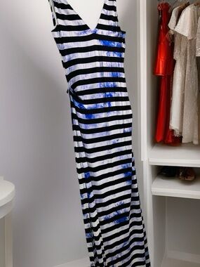 Artelier Nicole Miller Black and White Striped Dress with Red Accent